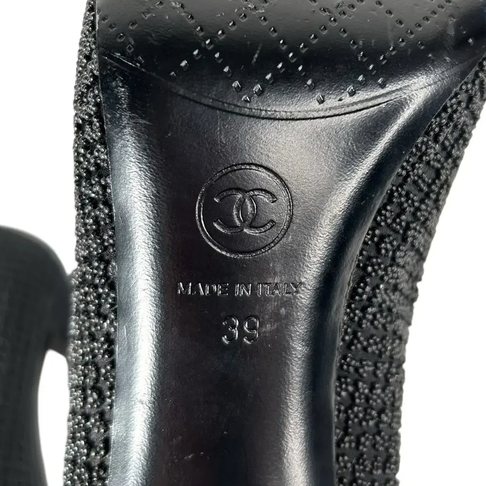 CHANEL Beaded Cap Toe Interlocking CC Black Pumps